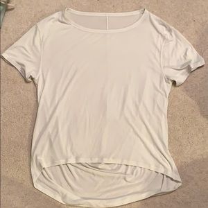 Lululemon t-shirt